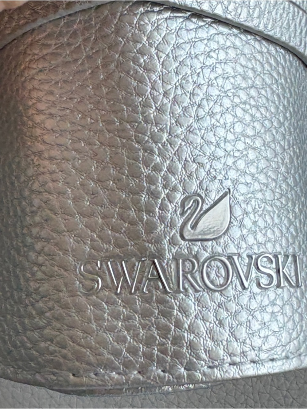 Swarovski Metallic Silver Faux Pebbled Leather Case Mini Bag  Jewelry Roll